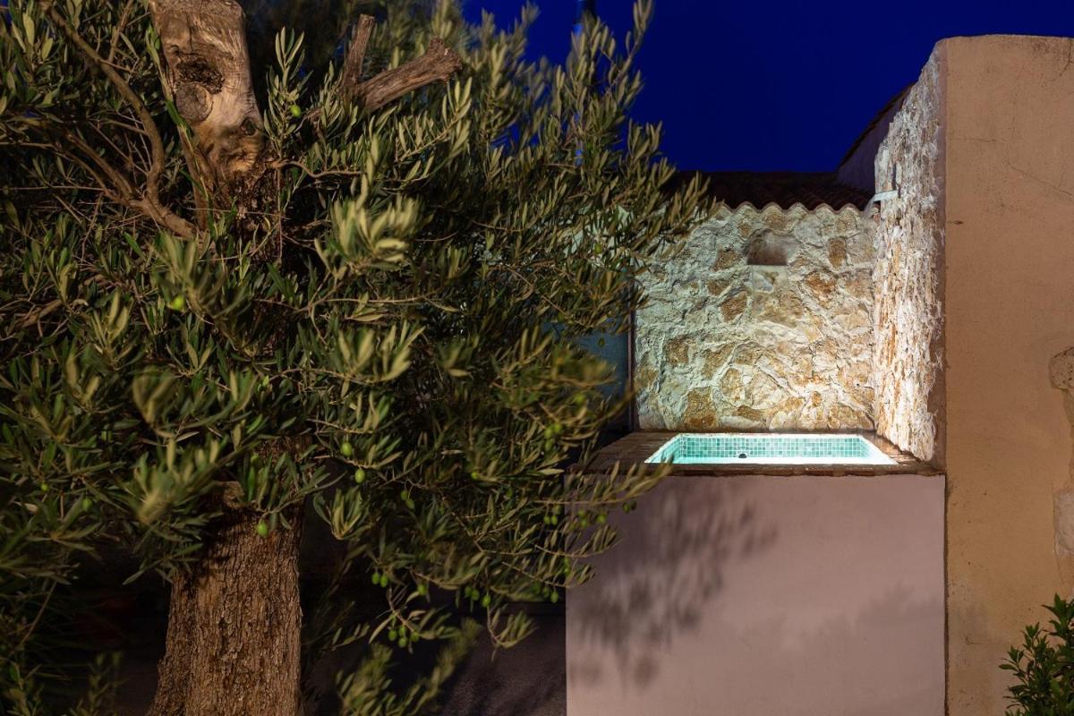 Beautiful Alamedas - Una Casa Rural Con Una Historia Unica Castronuno Luaran gambar